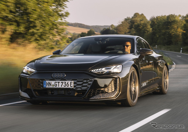 アウディ『RS e-tron GT performance exclusive edition』