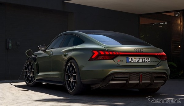 アウディRS e-tron GT performance
