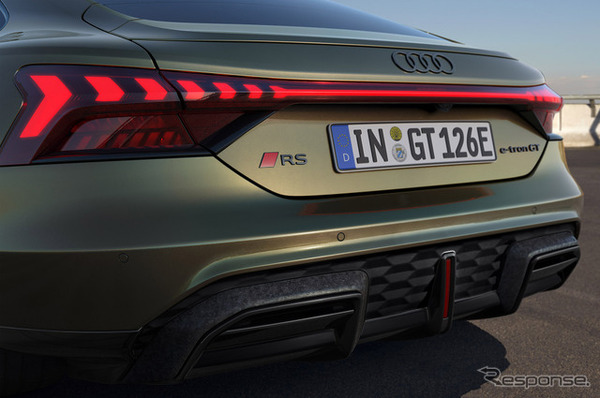 アウディRS e-tron GT performance