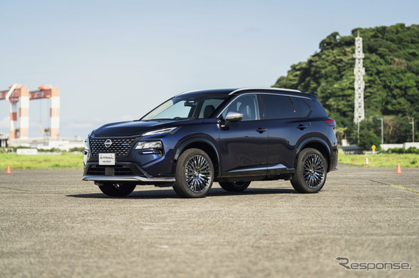 新型 日産「エクストレイル AUTECH SPORTS SPEC」