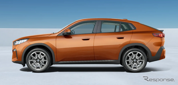 BMW X2 新型の「xDrive20d」（欧州仕様）