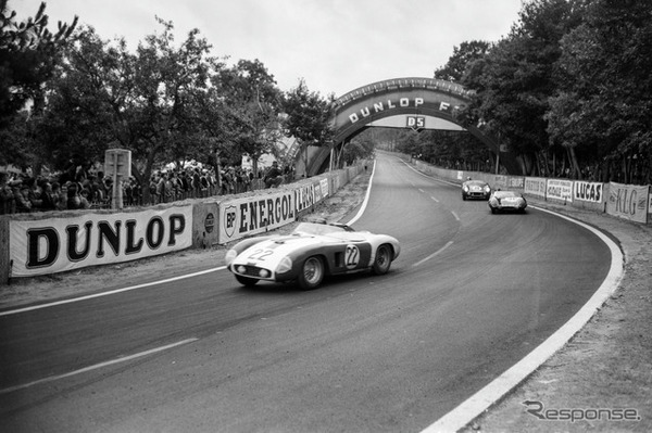 フランソワ・ピカールとロバート・タッパンのフェラーリ500TRが1956年7月29日、ル・マン24時間レースに出場