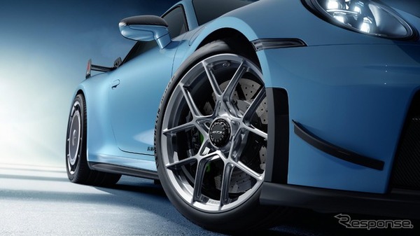 ポルシェ『911 GT3』現行型（992.2）向けのマンタイキット装着車