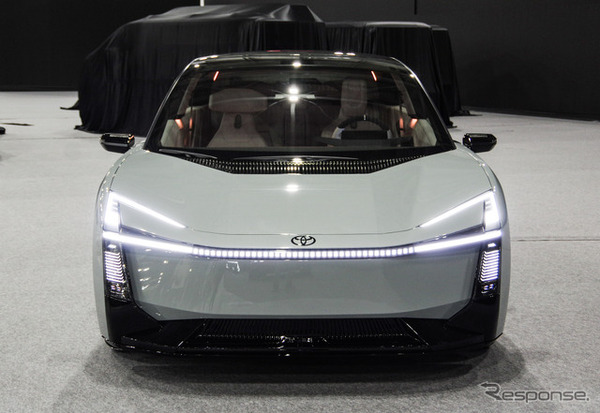 トヨタ カローラコンセプト（ジャパンモビリティショー2025）