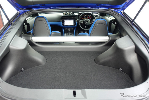 日産 フェアレディZ（MT車）