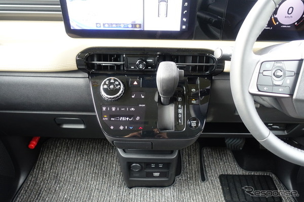 三菱 デリカミニ 新型