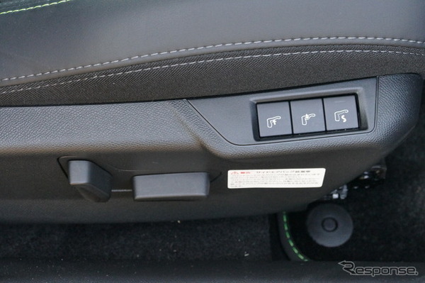 プジョー 2008 GT Hybrid