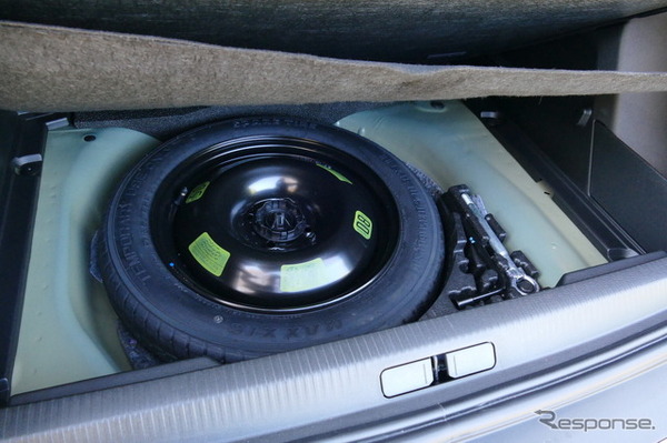 プジョー 2008 GT Hybrid