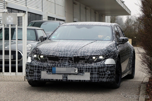 BMW M3 EV プロトタイプ
