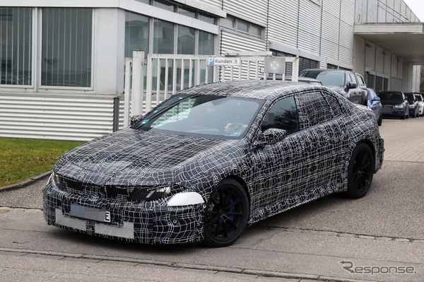 BMW M3 EV プロトタイプ