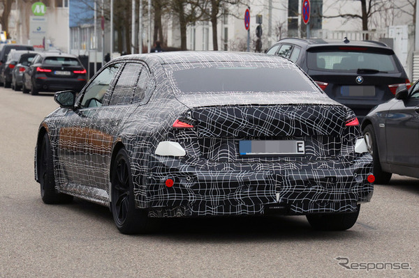 BMW M3 EV プロトタイプ