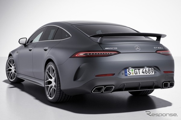 メルセデスAMG GT 4ドアクーペ