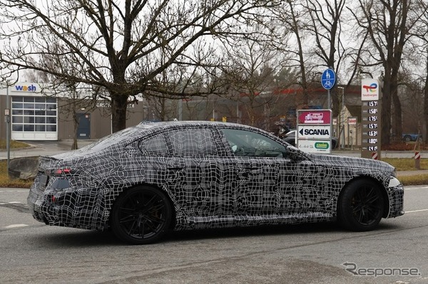 BMW M5 改良新型のプロトタイプ
