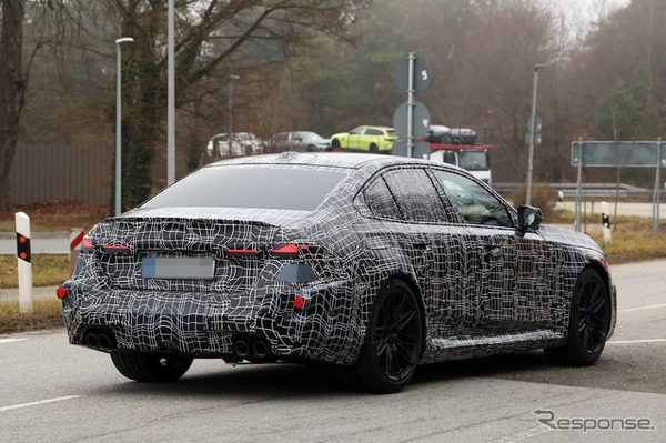 BMW M5 改良新型のプロトタイプ