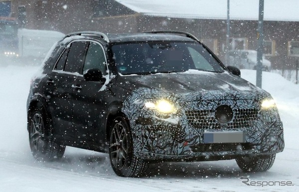メルセデスAMG GLE53 改良新型のプロトタイプ