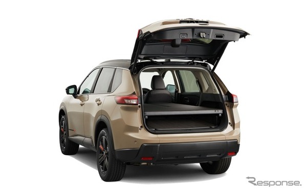 日産 エクストレイルの「ROCK CREEK マルチベッド」
