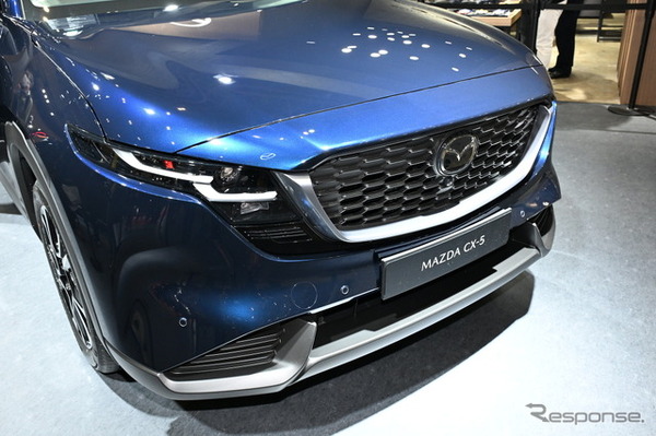 マツダ CX-5 新型（ネイビーブルーマイカ）東京オートサロン2026