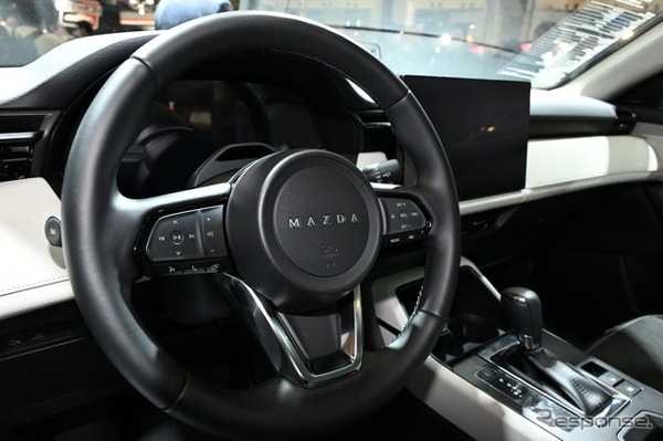 マツダ CX-5 新型（ネイビーブルーマイカ）東京オートサロン2026