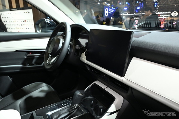 マツダ CX-5 新型（ネイビーブルーマイカ）東京オートサロン2026