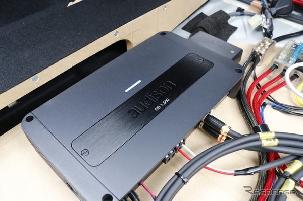 グラウンドゼロのサブウーファーをパワフルにドライブするために、オーディソンのSR1.1500をシステムに組み入れた。