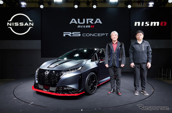 日産モータースポーツ＆カスタマイズNISMO事業所モータースポーツパワートレイン開発部主管の片倉丈嗣さん(右)と同オーテック事業所カスタマイズデザイン部部長の森田充儀さん(左)