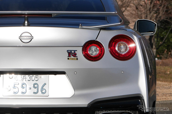 日産 GT-R T-spec