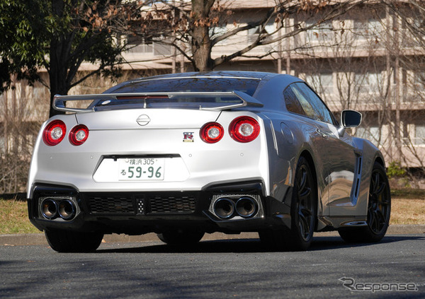 日産 GT-R T-spec