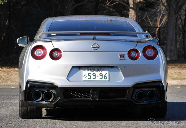 日産 GT-R T-spec