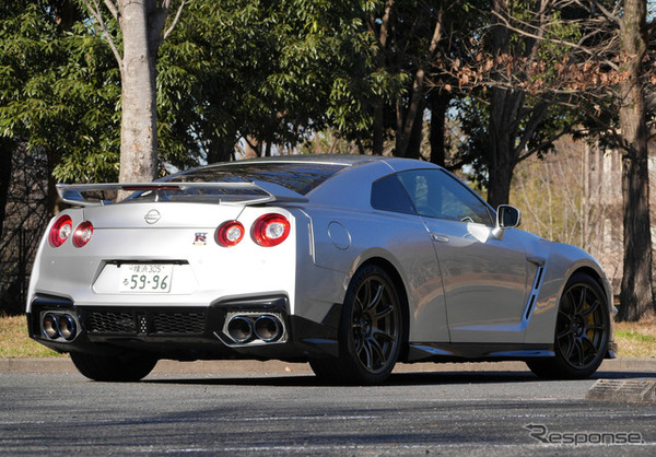 日産 GT-R T-spec