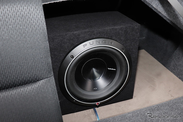 高性能な「メインユニット内蔵型DSP」が搭載された「メインユニット」を採用しているオーディオカーの一例（製作ショップ：カーファイ＜神奈川県＞）。