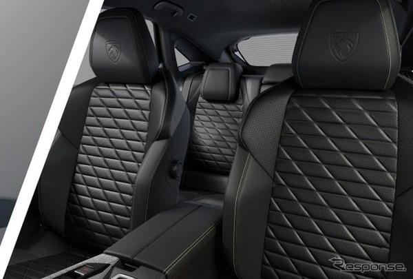 プジョー 3008 GT Hybrid Black Edition