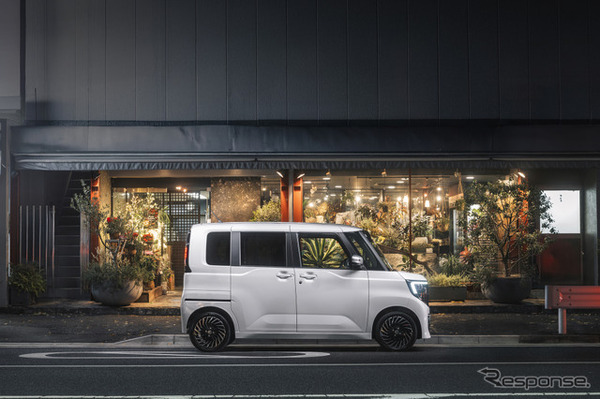 日産『ルークス AUTECH LINE』