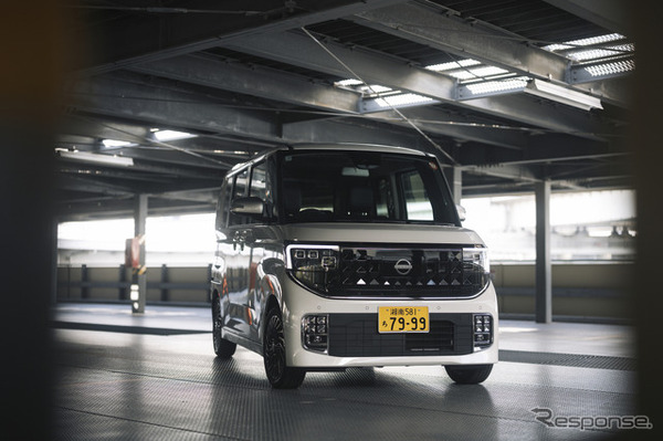日産『ルークス AUTECH LINE』