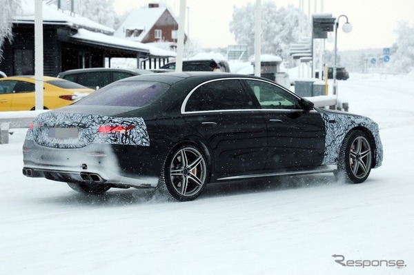メルセデスAMG S63 改良新型のプロトタイプ