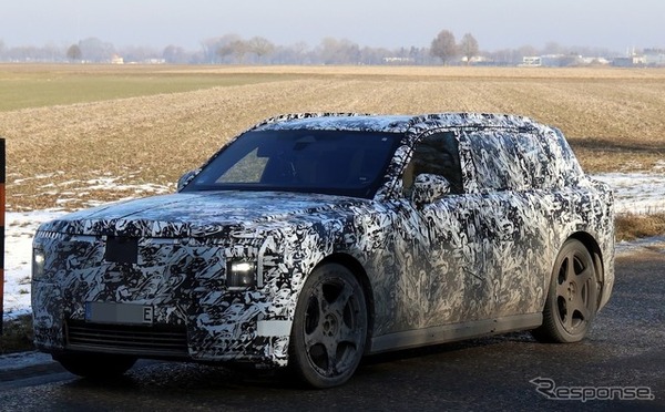 ロールスロイスの新型電気SUV プロトタイプ