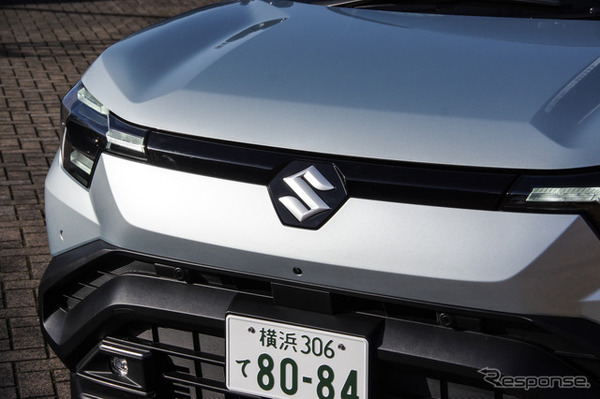 スズキ eビターラ（Z 4WD）