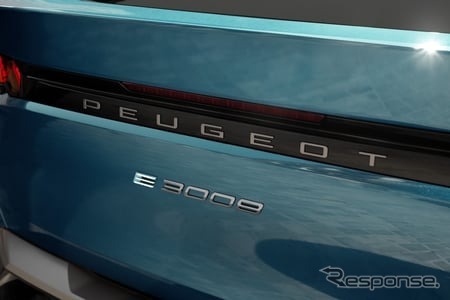 プジョー E-3008