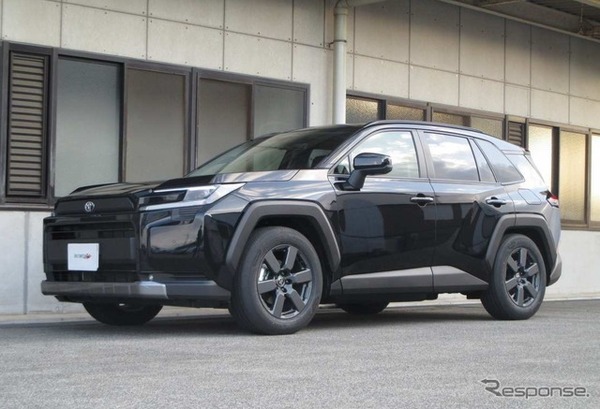 タナベ サステックNF210　トヨタ・RAV4装着例（フロント：23mmダウン / リア：23mmダウン）