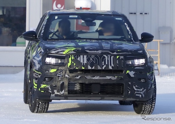 ジープ アベンジャー 改良新型のプロトタイプ