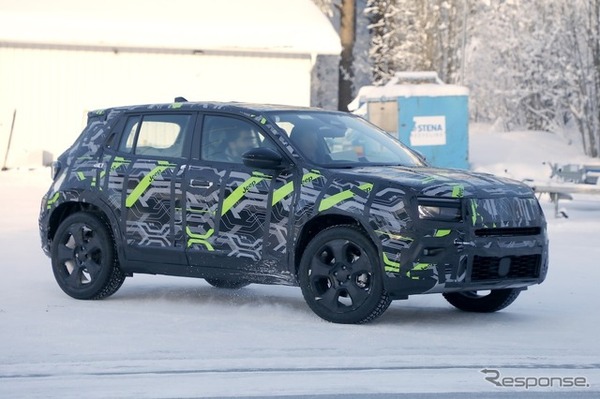ジープ アベンジャー 改良新型のプロトタイプ