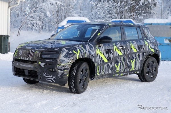 ジープ アベンジャー 改良新型のプロトタイプ