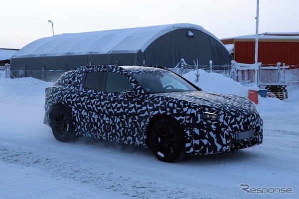 メルセデスAMG GT SUV 市販型プロトタイプ