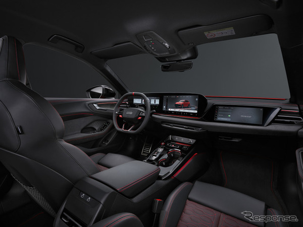 アウディRS 5 アバント新型