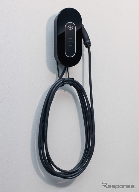 トヨタ6kW充電器