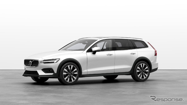 ボルボ V60クロスカントリー ウルトラ B5 AWD クラシックエディション