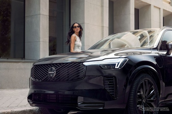 ボルボ XC90 Ultra T8 AWD Plug-in hybrid Black Edition