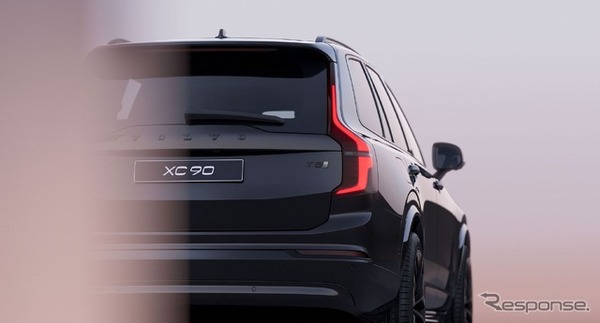 ボルボ XC90 Ultra T8 AWD Plug-in hybrid Black Edition