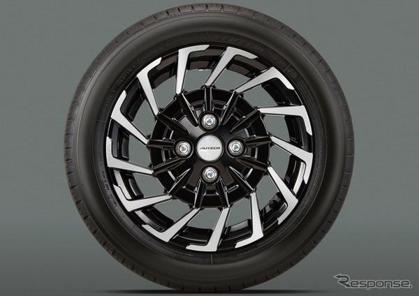 日産ルークス「AUTECH LINE」