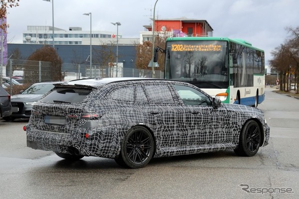 BMW M5ツーリング 新型のプロトタイプ