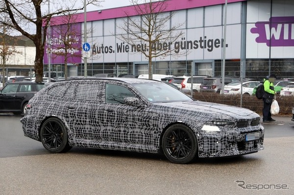 BMW M5ツーリング 新型のプロトタイプ